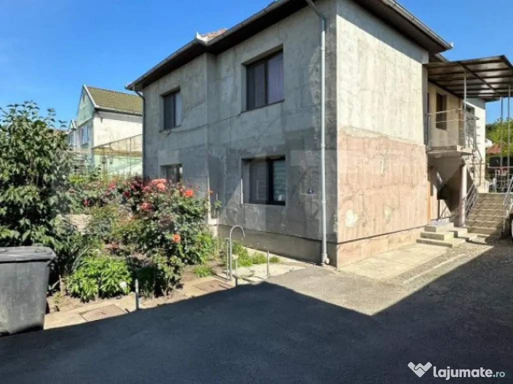 Apartament 3 camere la casa cu gradina si curte generoasa