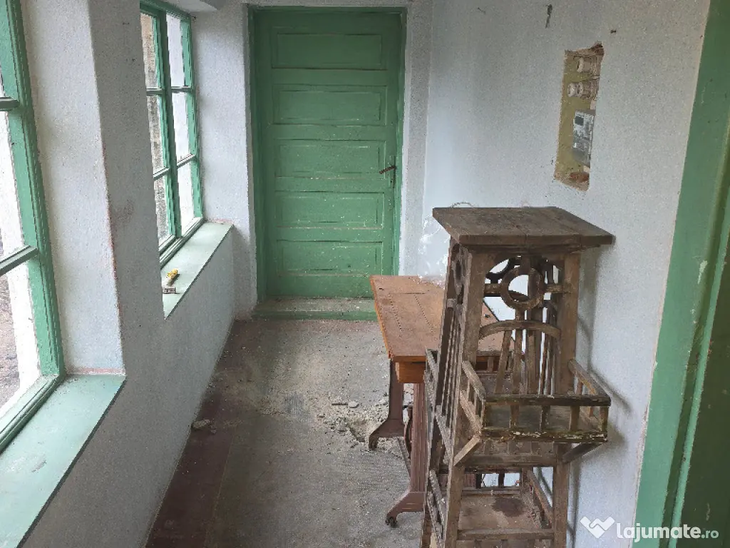 Vand casa in Deva pe un singur nivel, zona Aurel Vlaicu, 922 mp 