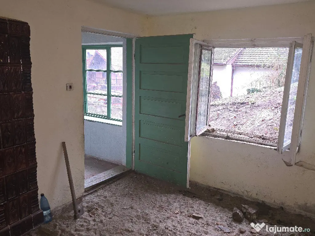 Vand casa in Deva pe un singur nivel, zona Aurel Vlaicu, 922 mp 