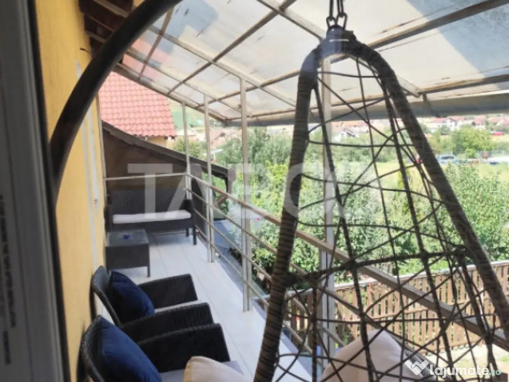 Casa tip insiruita de vanzare 147 mp cu garaj si curte in Su 