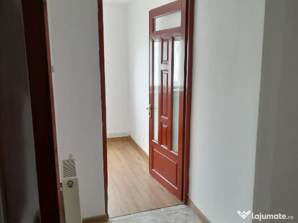 Apartament doua camere deco renovat complet Mioritei, etaj patru liber 