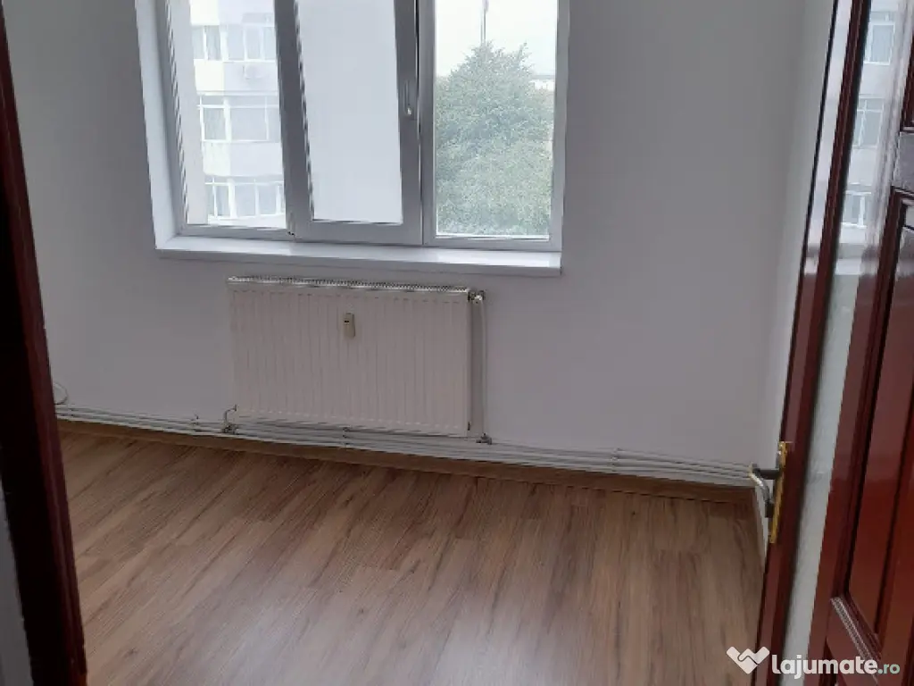 Apartament doua camere deco renovat complet Mioritei, etaj patru liber 