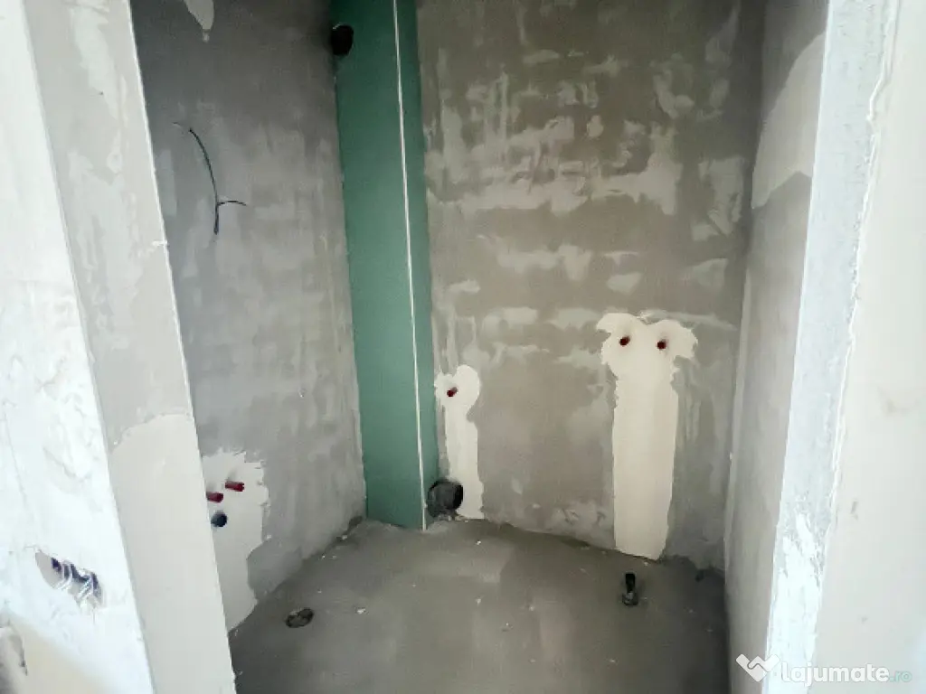 Apartament cu 3 camere zona Urusuagului!