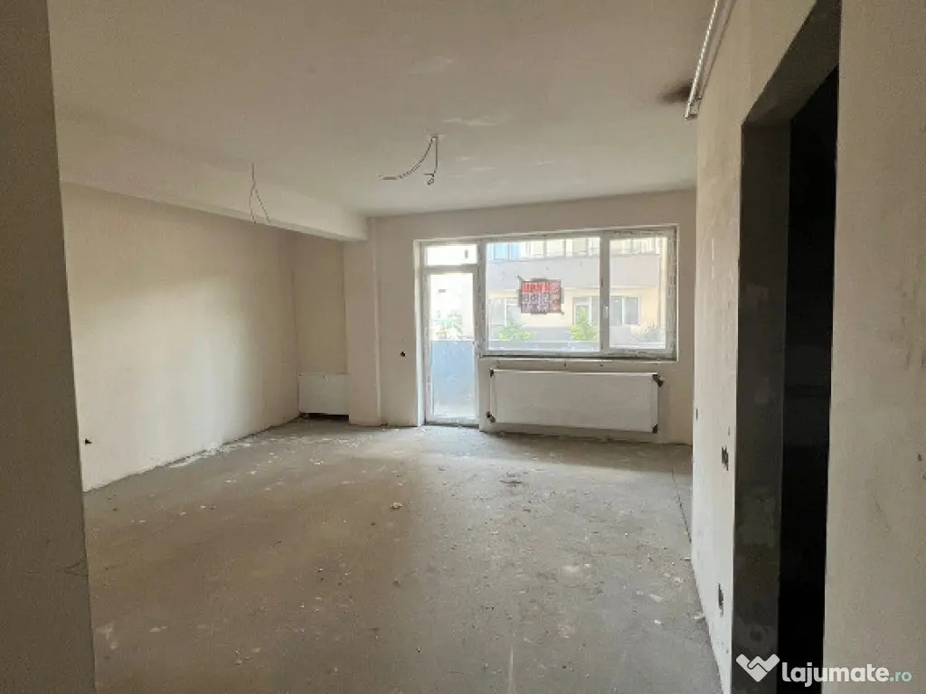 Apartament cu 3 camere zona Urusuagului!