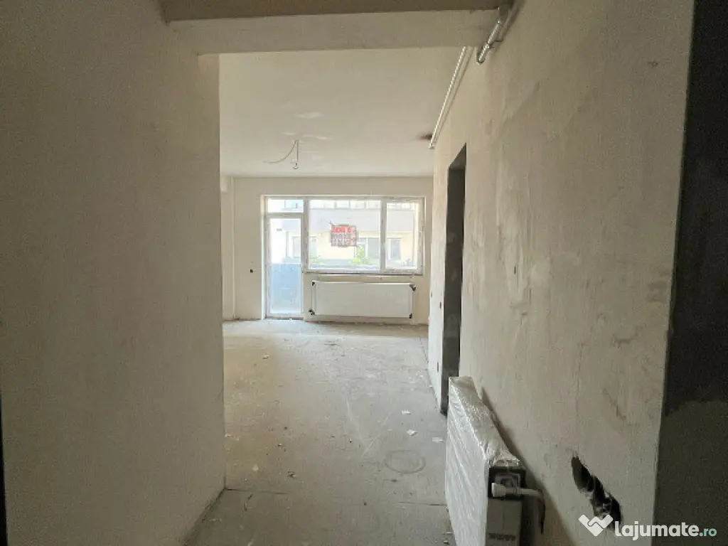 Apartament cu 3 camere zona Urusuagului!