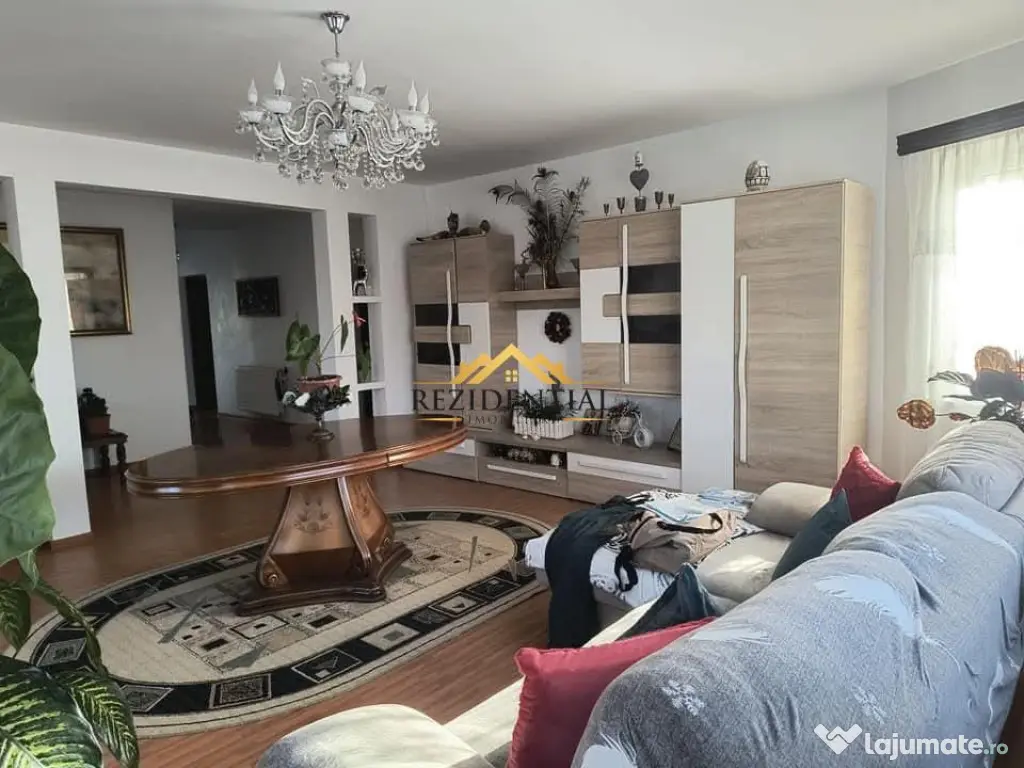 CASA CU ETAJ - CATAMARASTI 