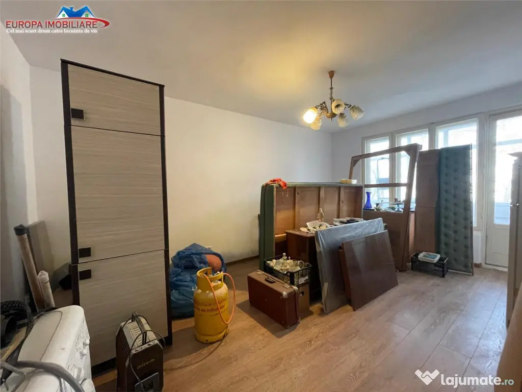Apartament 2 camere de zona ultracentrala-Tulcea