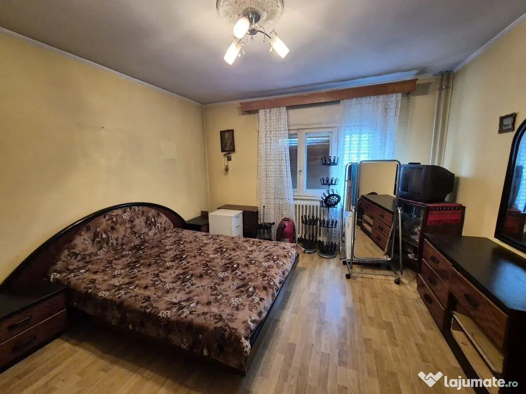 Casa S+P+1+Pod + teren 355 mp - Colentina 