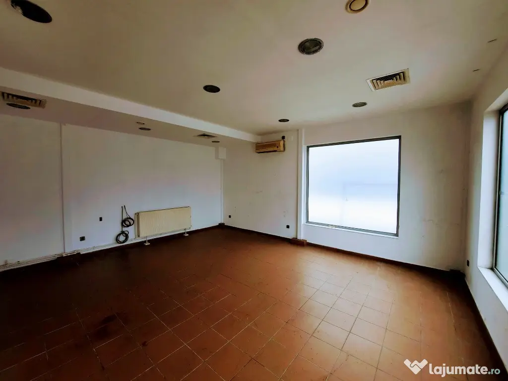 Cabina de vopsit si birouri de inchiriat 