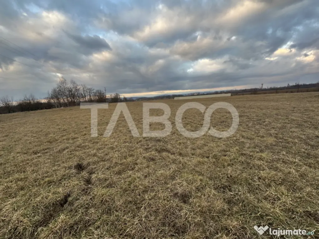 Teren intravilan 1100 mp in Hurez la 2 minute de centrul sat 