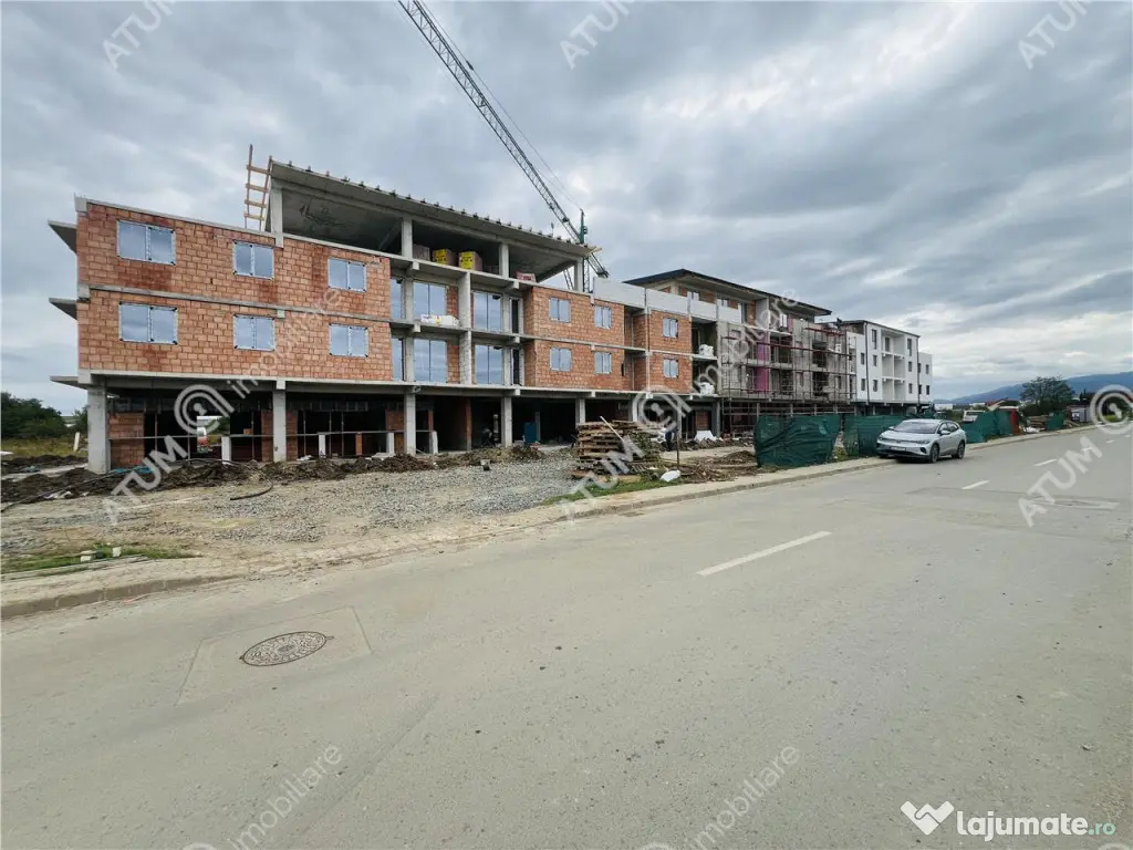 Apartament cu 3 camere si balcon etaj 1 in Selimbar zona Tri 