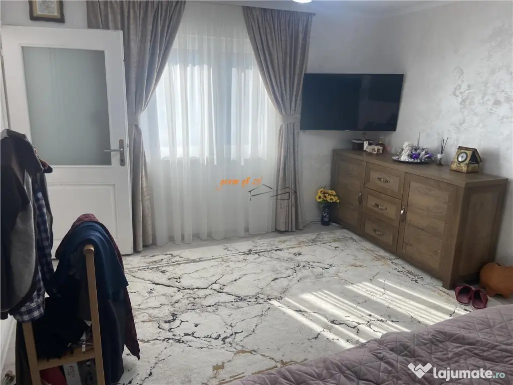 Casa de la Dumitresti , parter si etaj , mobilata si utilat 