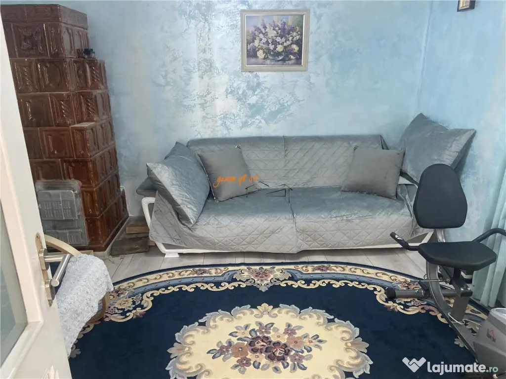 Casa de la Dumitresti , parter si etaj , mobilata si utilat 