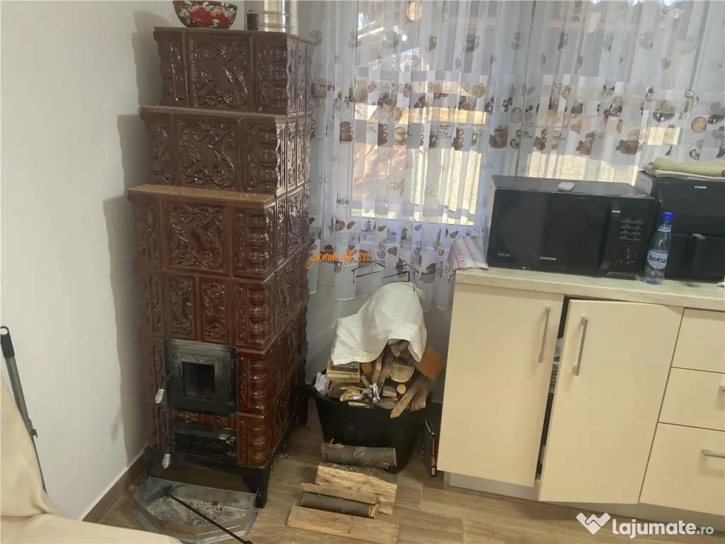 Casa de la Dumitresti , parter si etaj , mobilata si utilat 