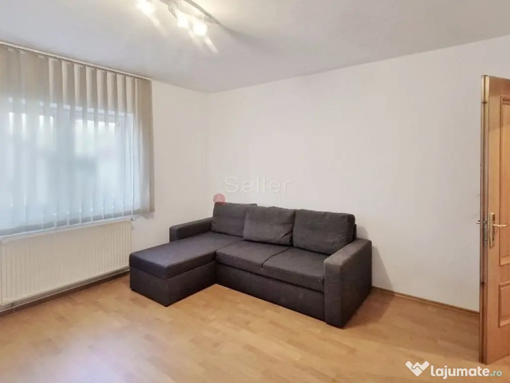 De vanzare apartament cu 3 camere central. 