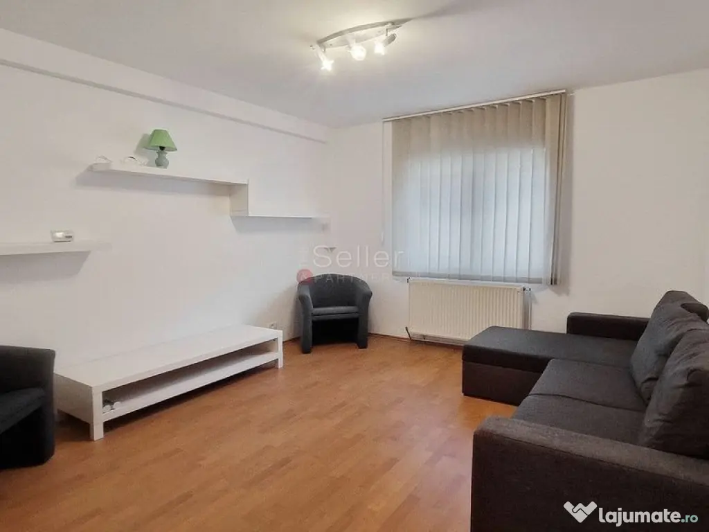 De vanzare apartament cu 3 camere central. 