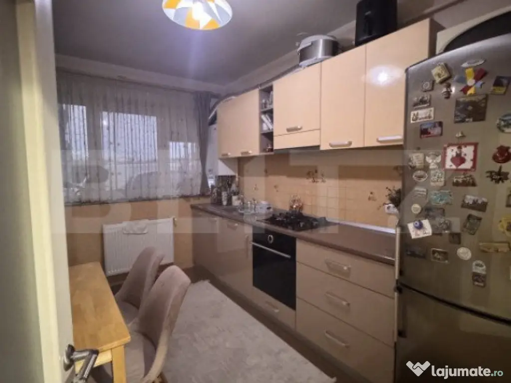 Apartament de vanzare, cu 2 camere, 68 mp, modern, parter, z