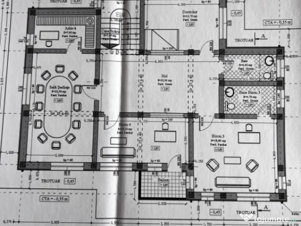 Spațiu/Comercial/Birouri/Cladire de inchiriat - 240 MP - P 