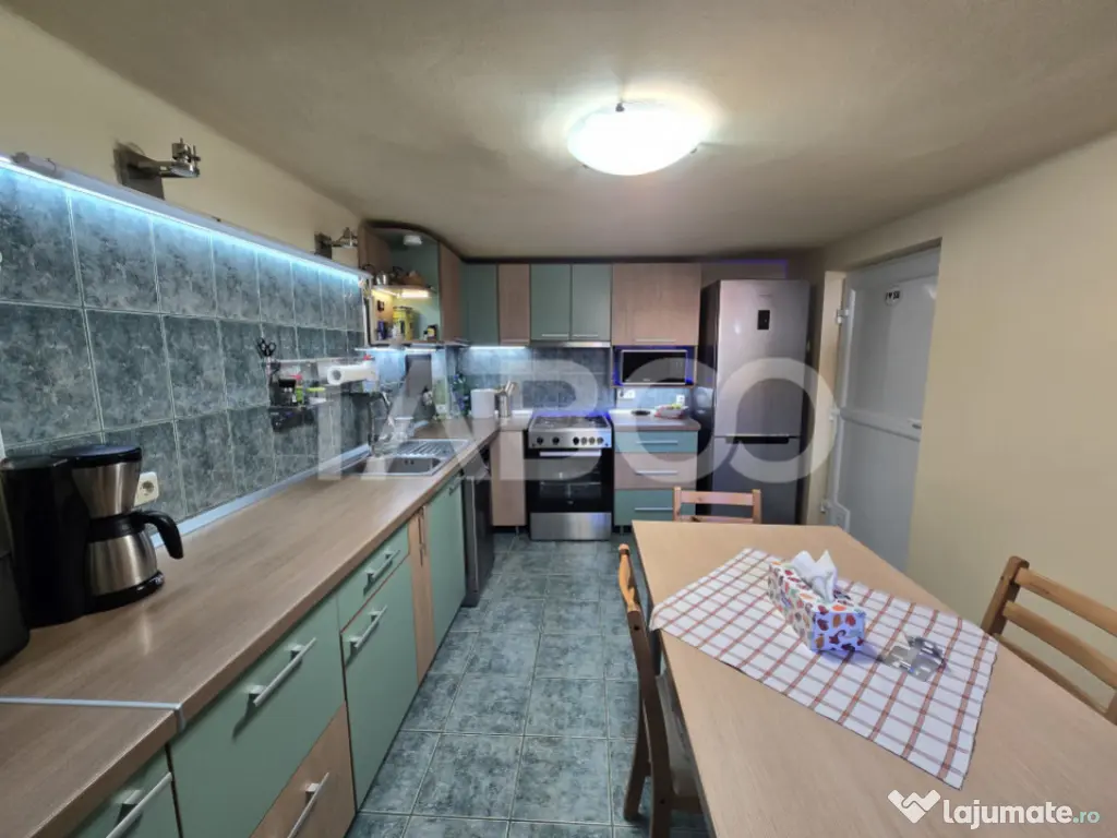 Apartament 4 camere si teren 241 mp in zona Terezian din Sib 