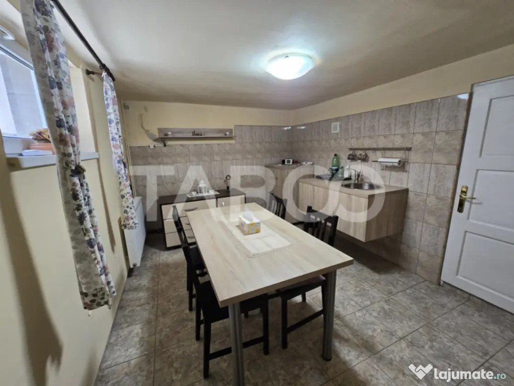 Apartament 4 camere si teren 241 mp in zona Terezian din Sib 