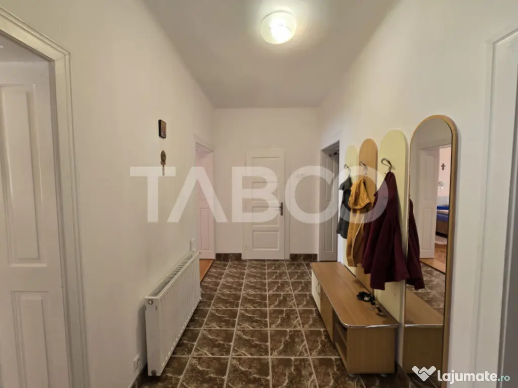 Apartament 4 camere si teren 241 mp in zona Terezian din Sib 
