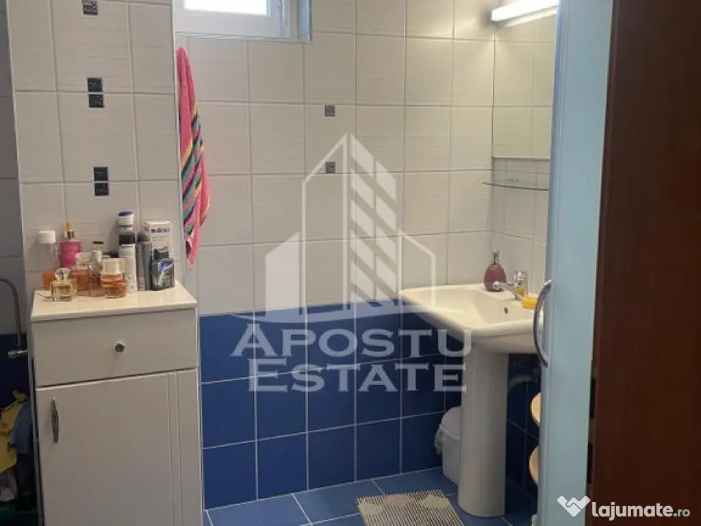 Casa individula cu 4 camere, zona Cetatii 