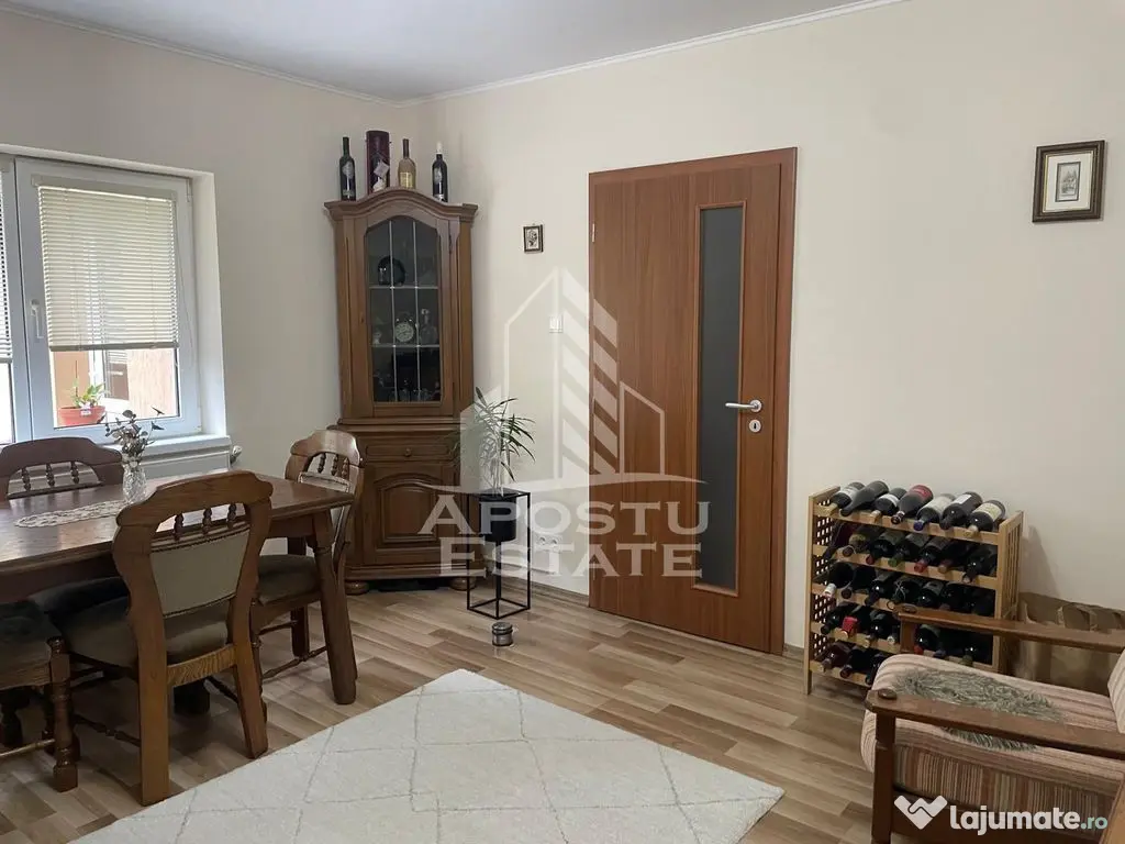 Casa individula cu 4 camere, zona Cetatii 