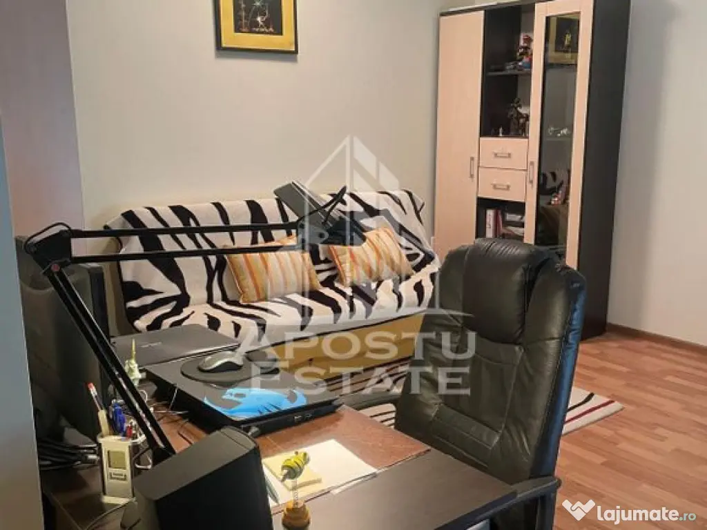 Casa individula cu 4 camere, zona Cetatii 