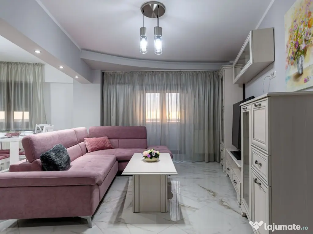 Apartament modern cu 3 camere în Piața Spitalului 