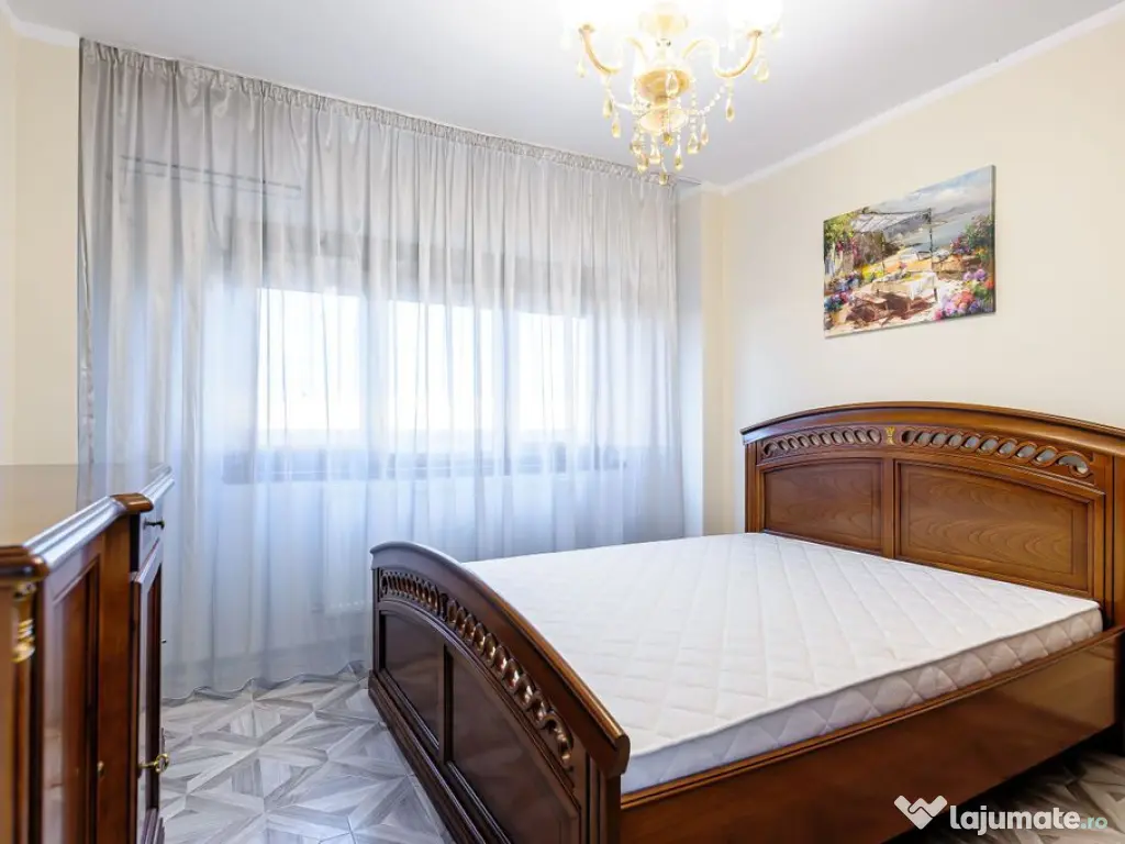 Apartament modern cu 3 camere în Piața Spitalului 