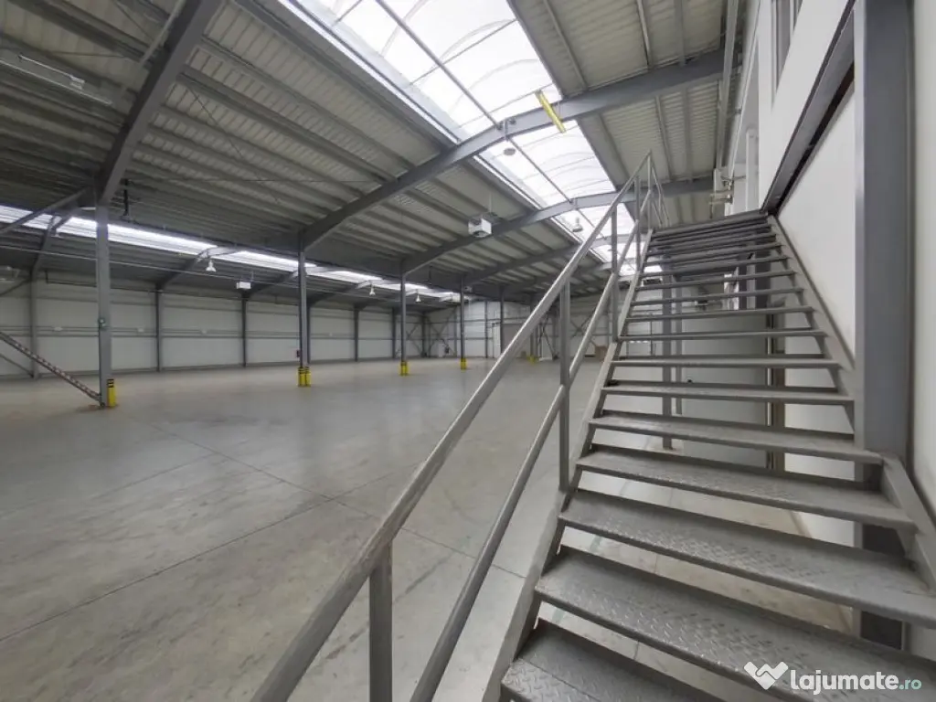 Hală industrială de vânzare 1857 mp 