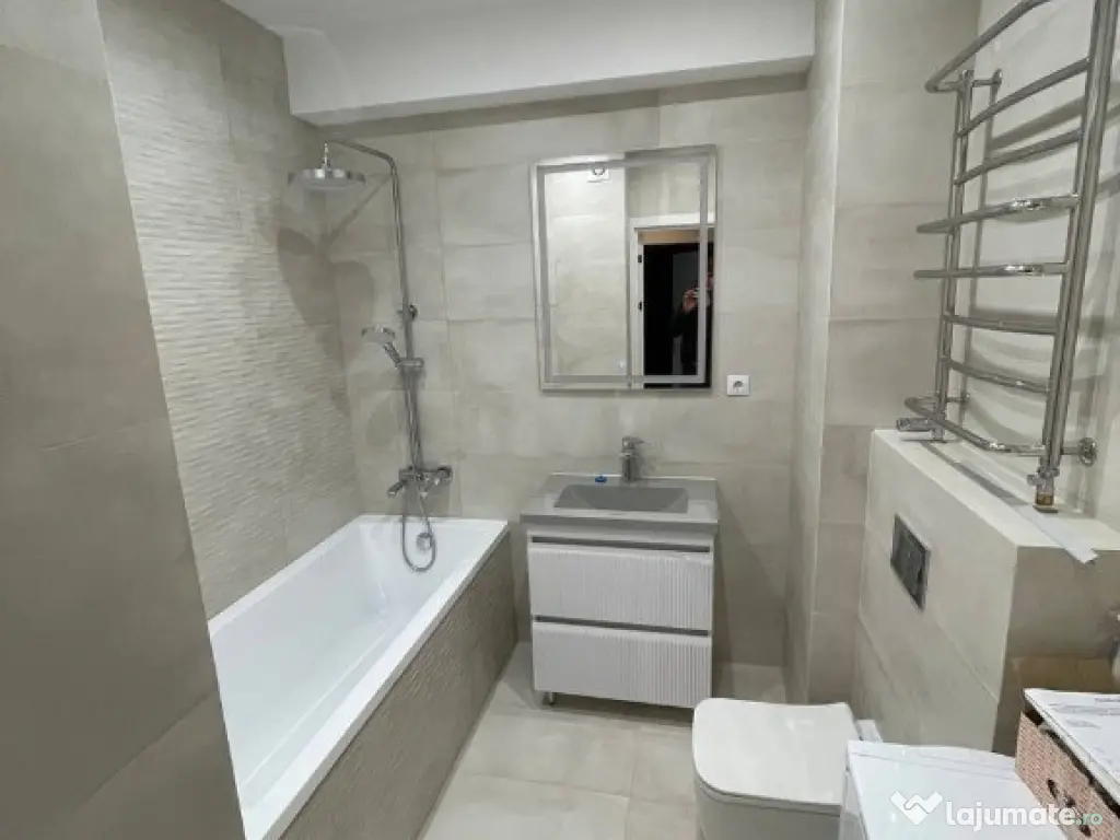 De vanzare 2 camer in zona Astra 