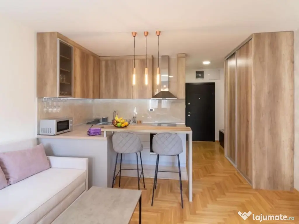 Garsoniera de inchiriat Tractorul