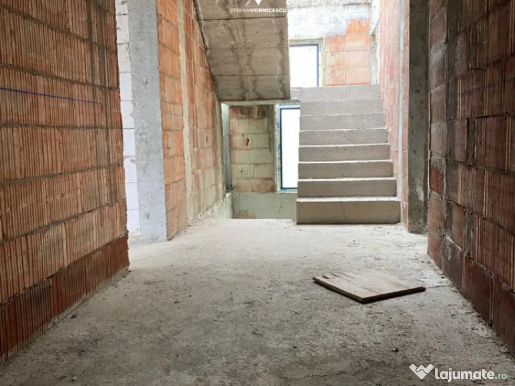 CASĂ INDIVIDUALĂ DE VÂNZARE – LA ROȘU | 167 MP UTILI 