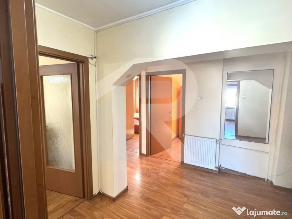 3 camere, Cantacuzino/Mos Craciun, vedere panoramica, etaj s 