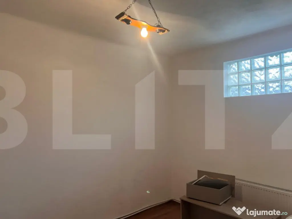 Apartament cu 3 camere, 70 mp, zona Cetatii