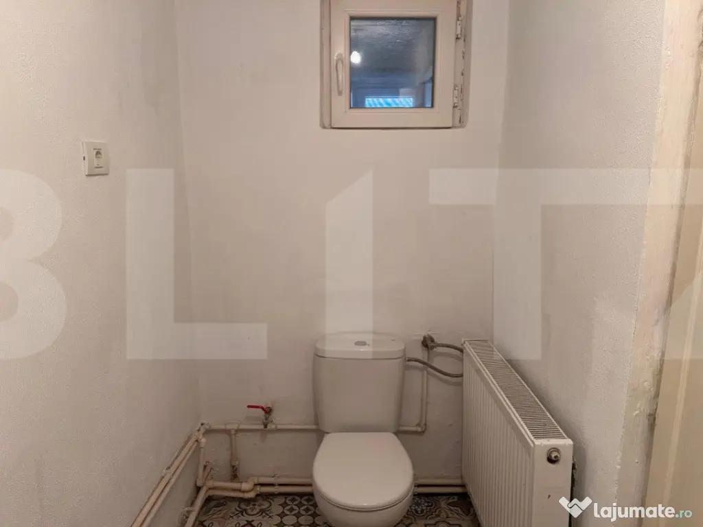 Apartament cu 3 camere, 70 mp, zona Cetatii