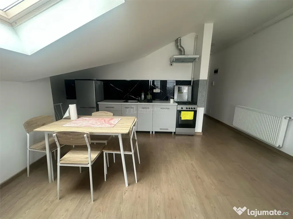 Apartament de - doua dormitoare, Cetate 