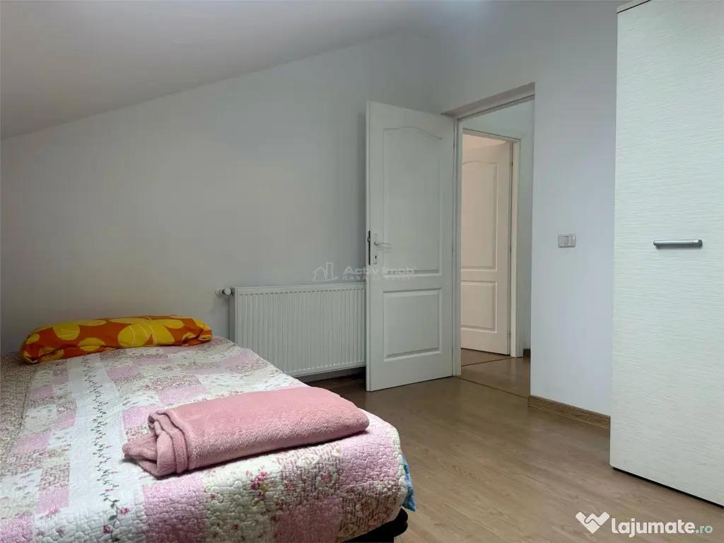 Apartament de - doua dormitoare, Cetate 