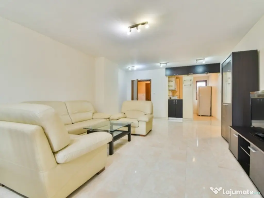 Vanzrae apartament cu 3 camere in zona Aurel Vlaicu