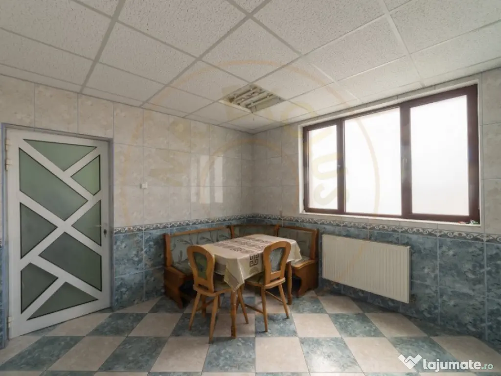 Vila - Piscina - Bradu! 