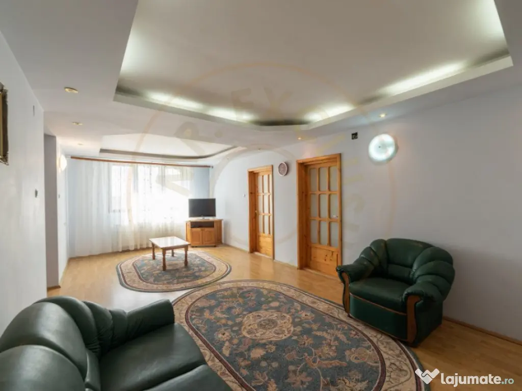 Vila - Piscina - Bradu! 