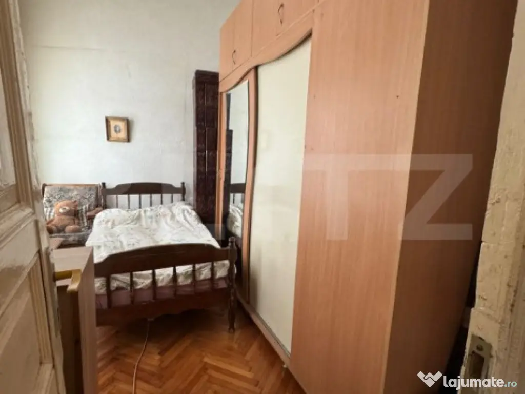 Casa cu 3 camere, 70 mp, zona ultracentrala