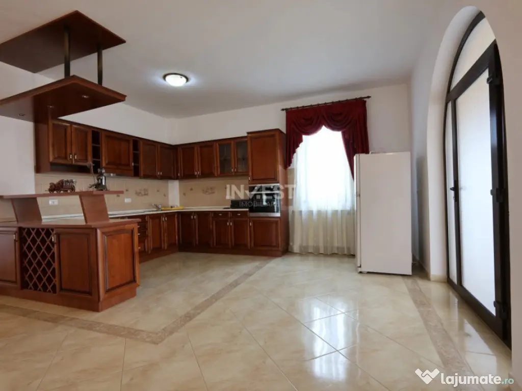 Proprietate spațioasă cu potențial turistic - Iași 