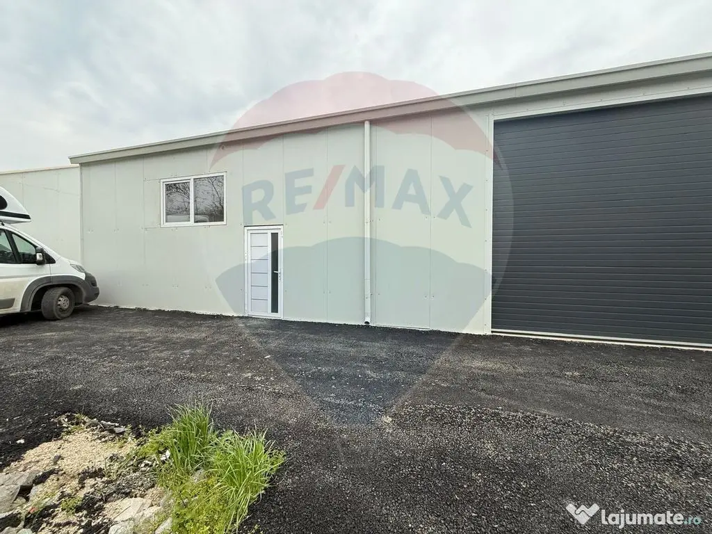 Hala de 350mp de închiriat 