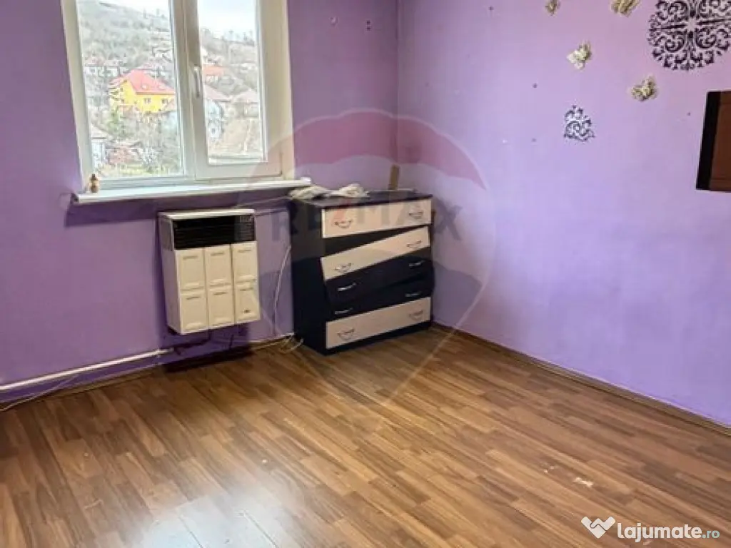 Apartament cu 2 camere, zona Vitrometan (Rubinului) 