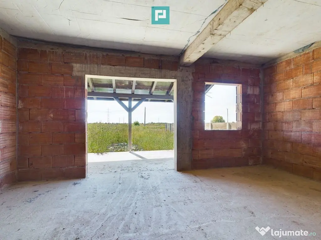 Duplex în Moșnița Nouă, în spate la Castel