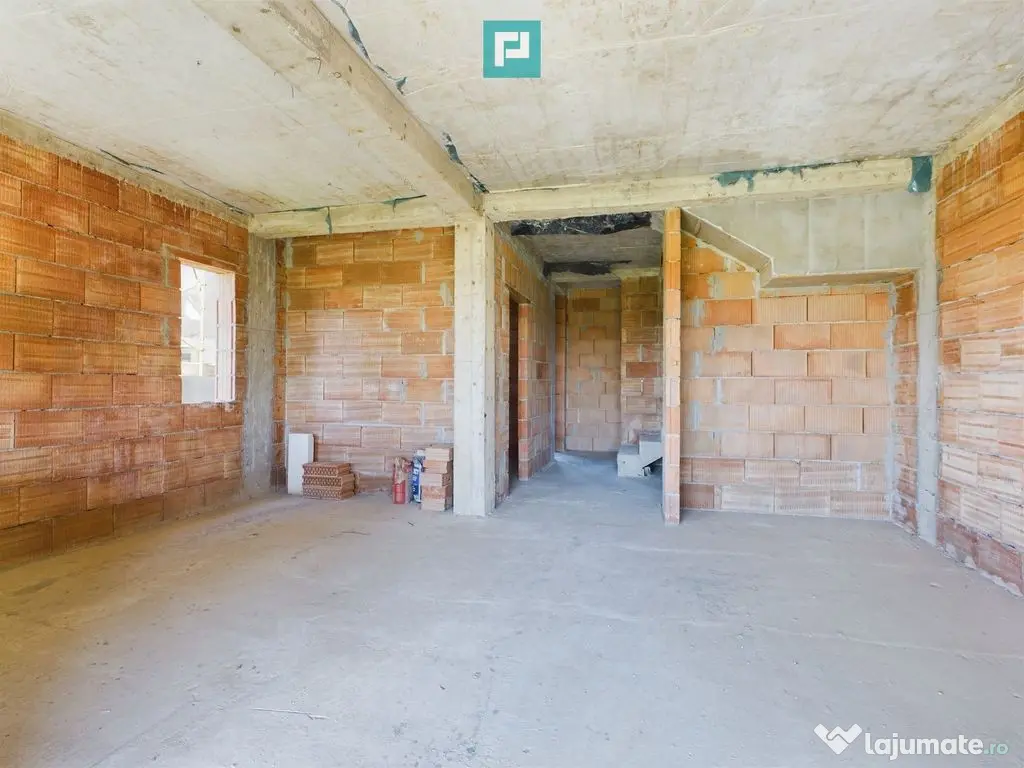 Duplex în Moșnița Nouă, în spate la Castel