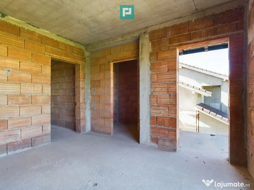 Duplex în Moșnița Nouă, în spate la Castel