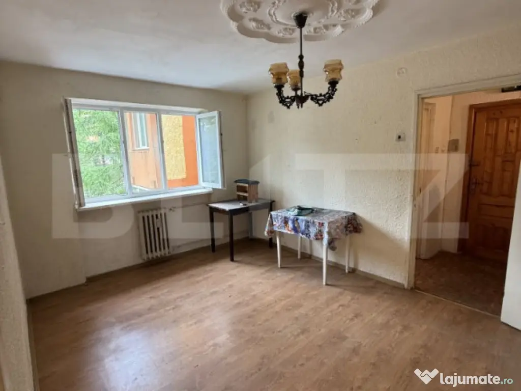 Investitie! Apartament cu 2 camere, 37 mp, etaj intermediar,